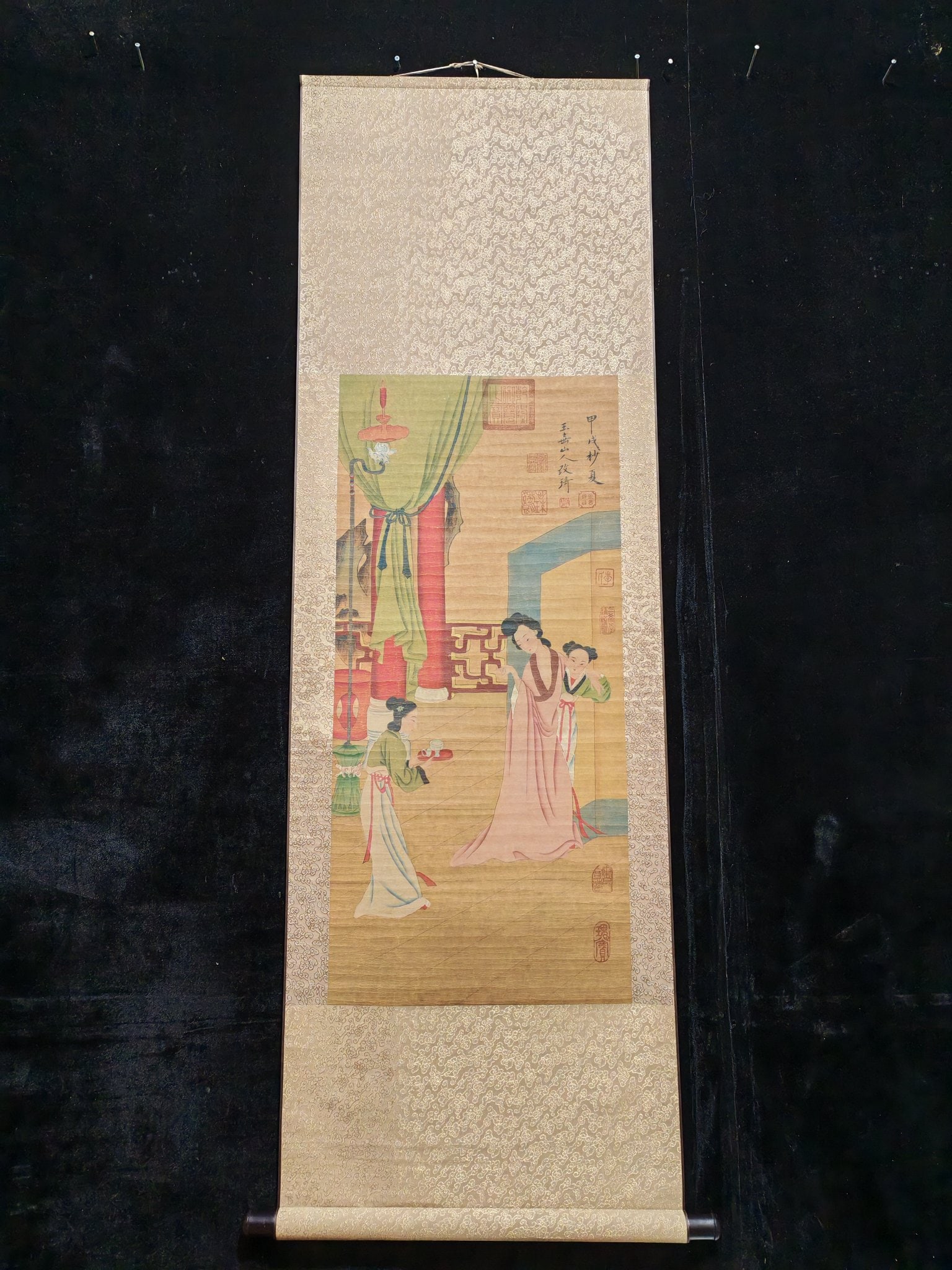 Lady Gaiqi: Hand-painted three-foot hanging scroll: Lady Figure (actual photo) Artist: Gai Qi Material: Xuan paper Mounting Size: 162 x 53 cm Painting size: 89 x 41 cm Provenance:Private collection from a profess