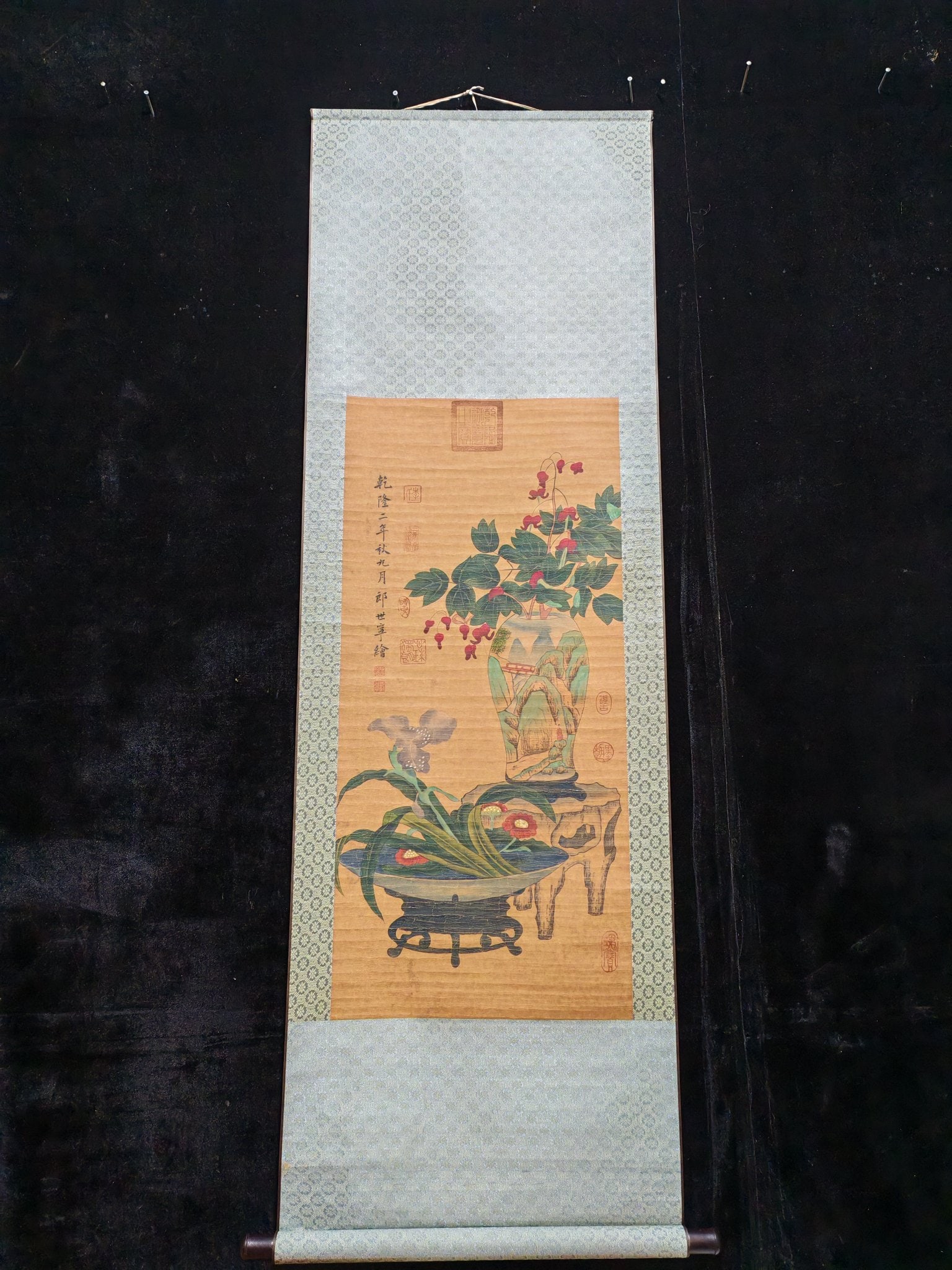 Lang Shining Flowers: Hand-painted three-foot hanging scroll: Flowers (actual photograph) Artist: Giuseppe Castiglione Material: Xuan paper Mounting Size: 162 x 53 cm Painting core size: 89 x 41 cm Provenance:Private colle