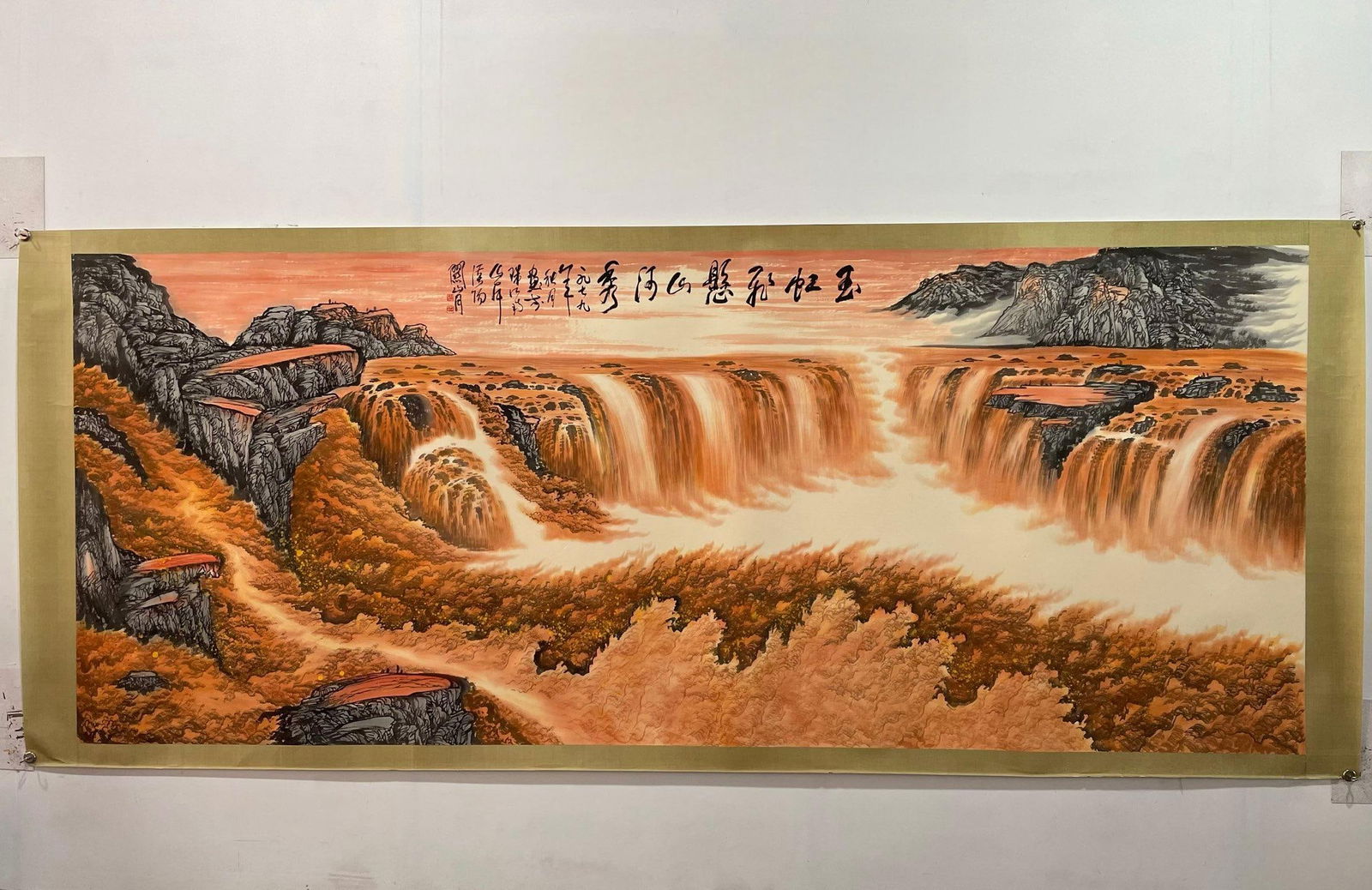 Guan Shanyue's exquisite hand-painted 12-foot paper painting: A fine hand-painted scroll by Guan Shanyue, measuring 4 x 1.6 meters on paper. Provenance:from the collection of George Stopher, Kent, purchased from P&M Waldo Antiques, London. Our cooperative logist