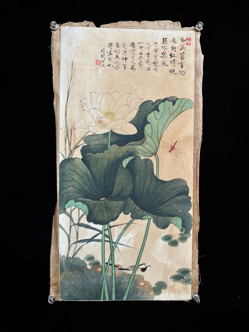(Yu Feian Flowers): (Yu Feian Flowers) Old linen backing plate Material: Xuan paper Size: Approximately 93cm long and 50cm wide Provenance:Private collection from a professor in University of Glasgow. Our cooperative log