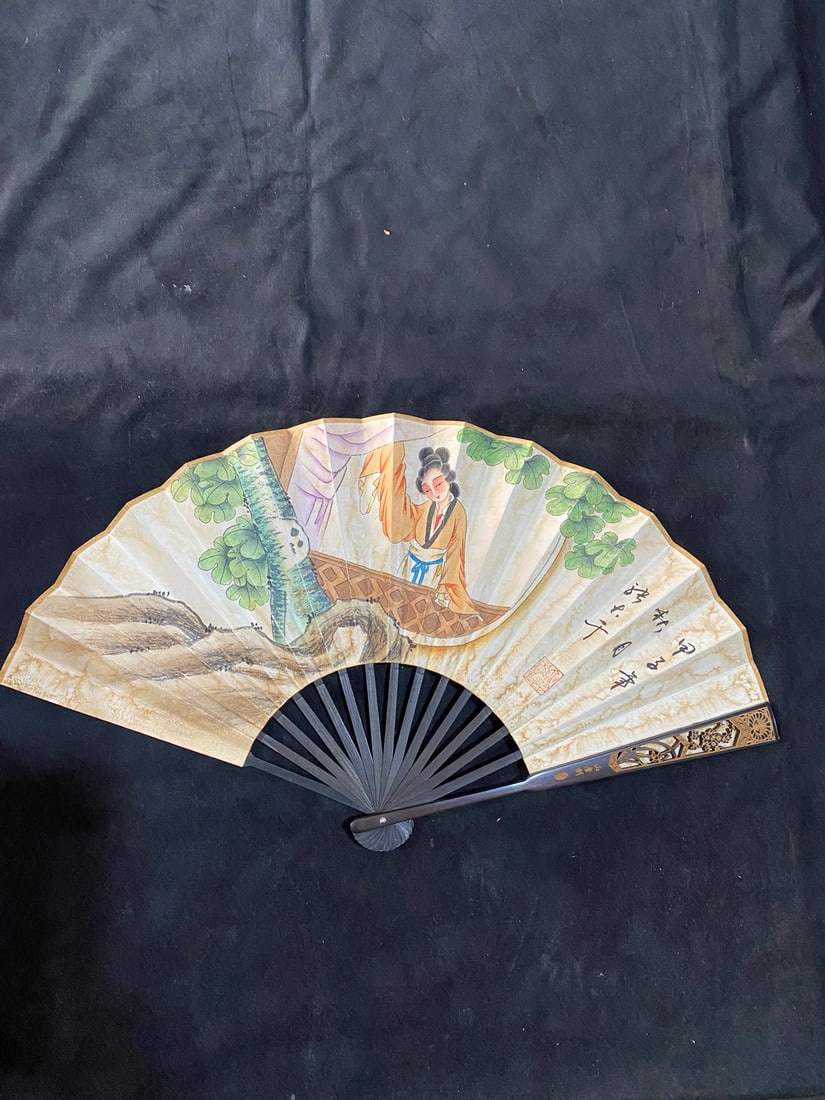 Zhang Daqian's Figure Fan (1 of 7)