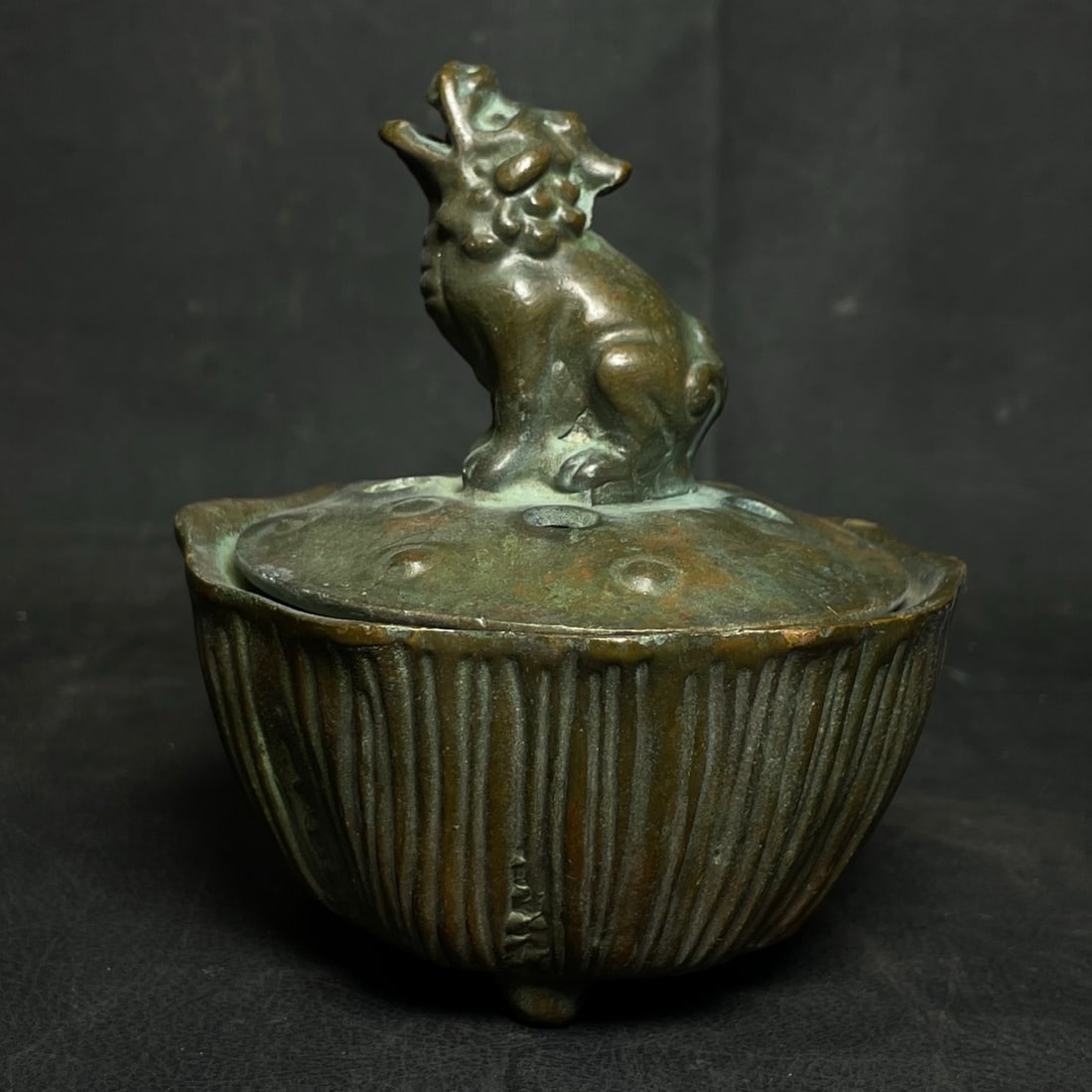 Incense burner ornament: The dimensions of the bronze incense burner are 9.5 cm (length) x 9 cm (width) x 11 cm (height). Provenance:From an old private collection in Cotswold, United Kingdom.? Our cooperative logistics