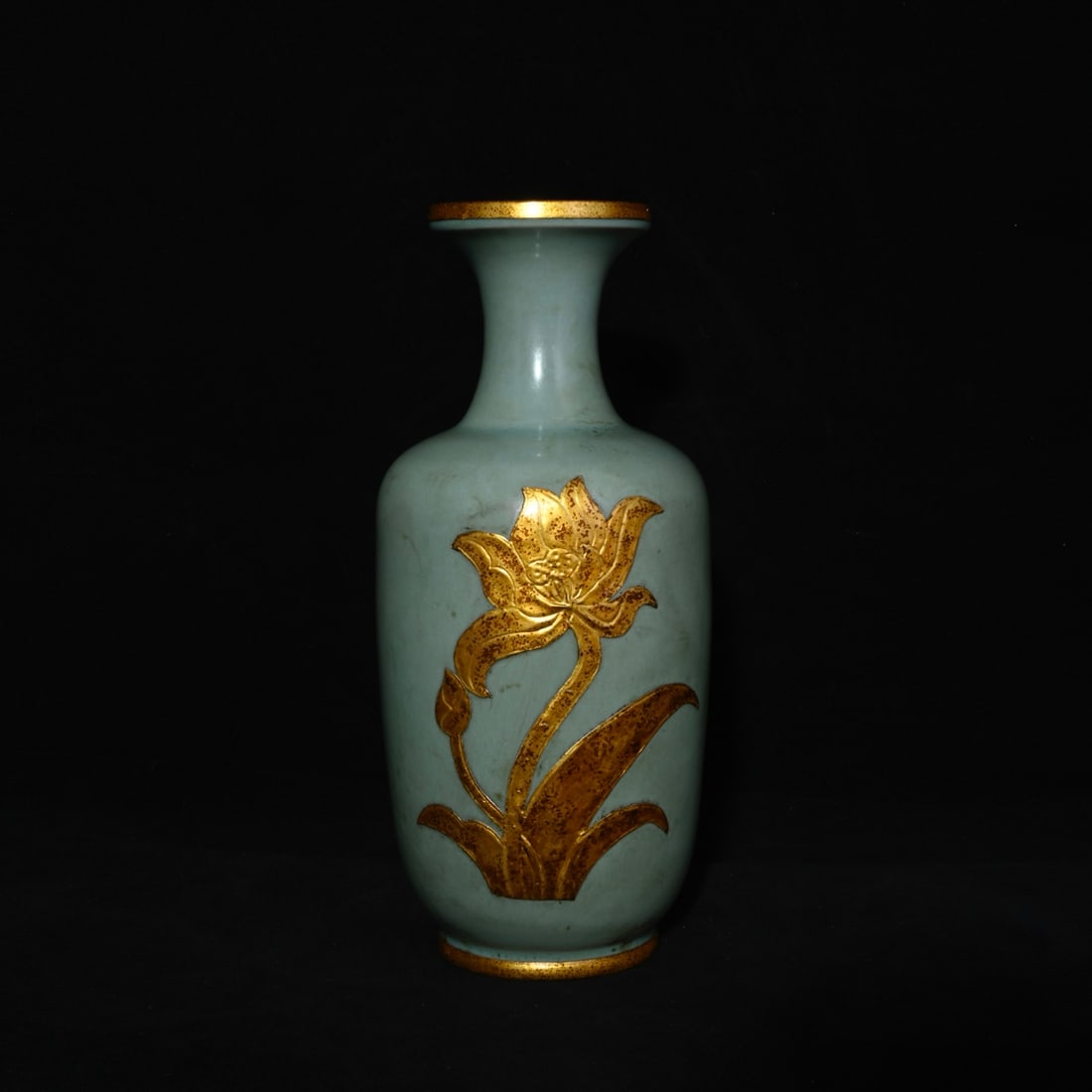 Song Dynasty Ru ware engraved and gilded hairpin with gold decoration and firecracker design (1 of 9)