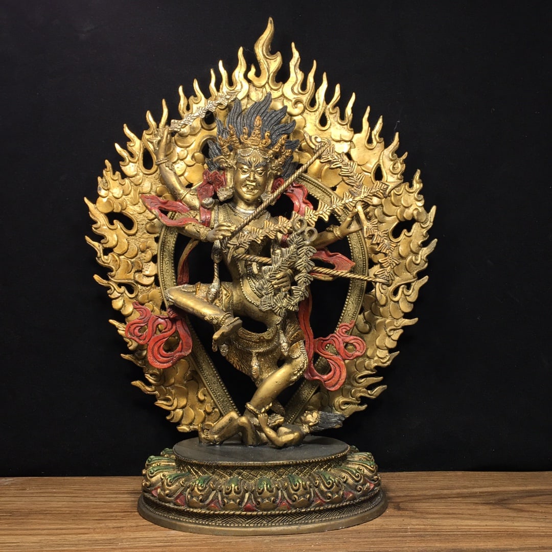 Pure copper painted Nepalese Tibetan Buddhist Kurukulla protector statue: A pure copper, painted Nepalese Tibetan Buddhist image of Kurukulla and Guru Rinpoche, weighing 2810 grams. Provenance:Private collection from a professor in University of Cambridge. Our cooperative l