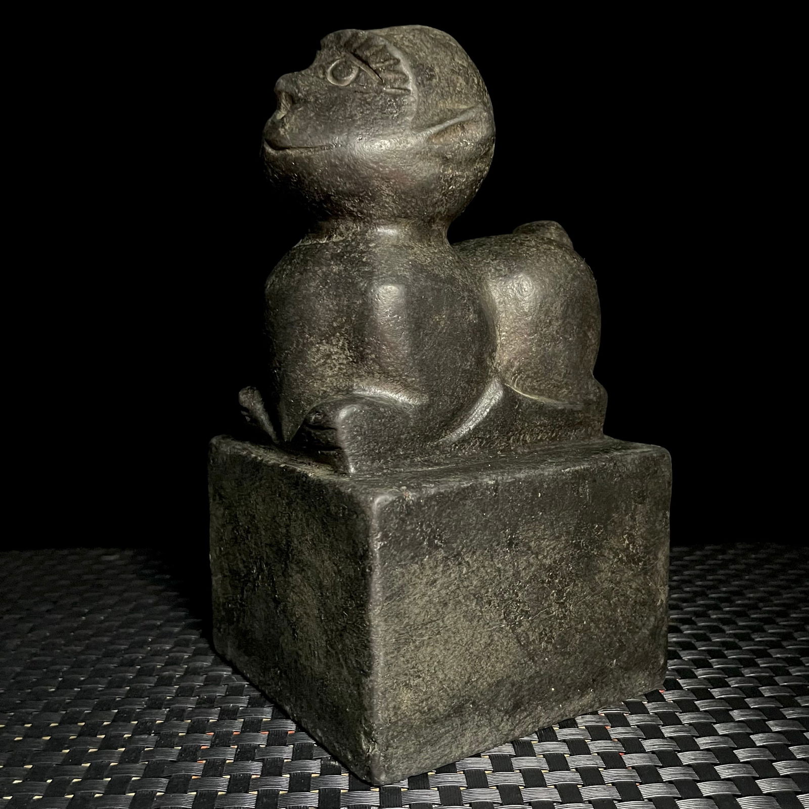 Treasured Qing Dynasty old meteorite seal: A rare Qing Dynasty meteorite seal, 18 x 10 cm, weighing 3080 grams. Provenance:Private collection from a professor in University of Cambridge. Our cooperative logistics services provider expertly han