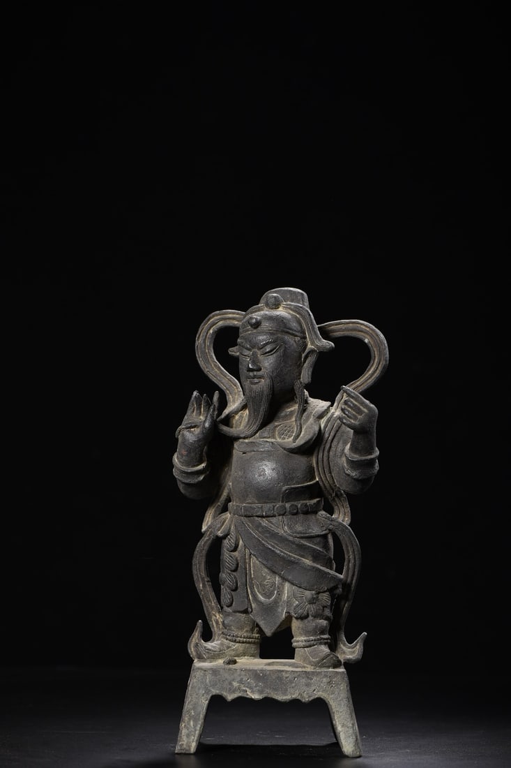 Bronze Guan Gong Statue: A bronze statue of Guan Yu, 25cm high, 12cm wide, 7cm thick, weighing 1795 grams. Provenance:Private collection from a professor in University of York. Our cooperative logistics services provider expe