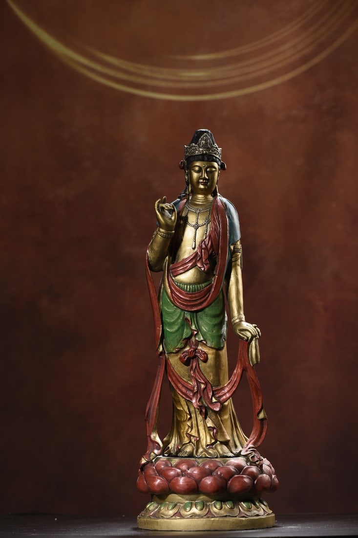 Standing Bronze Guanyin Bodhisattva Statue: A standing bronze Guanyin Bodhisattva statue, 46cm high, 16cm wide, and weighing 6390 grams. Provenance:from the collection of George Stopher, Kent, purchased from P&M Waldo Antiques, London. Our coop
