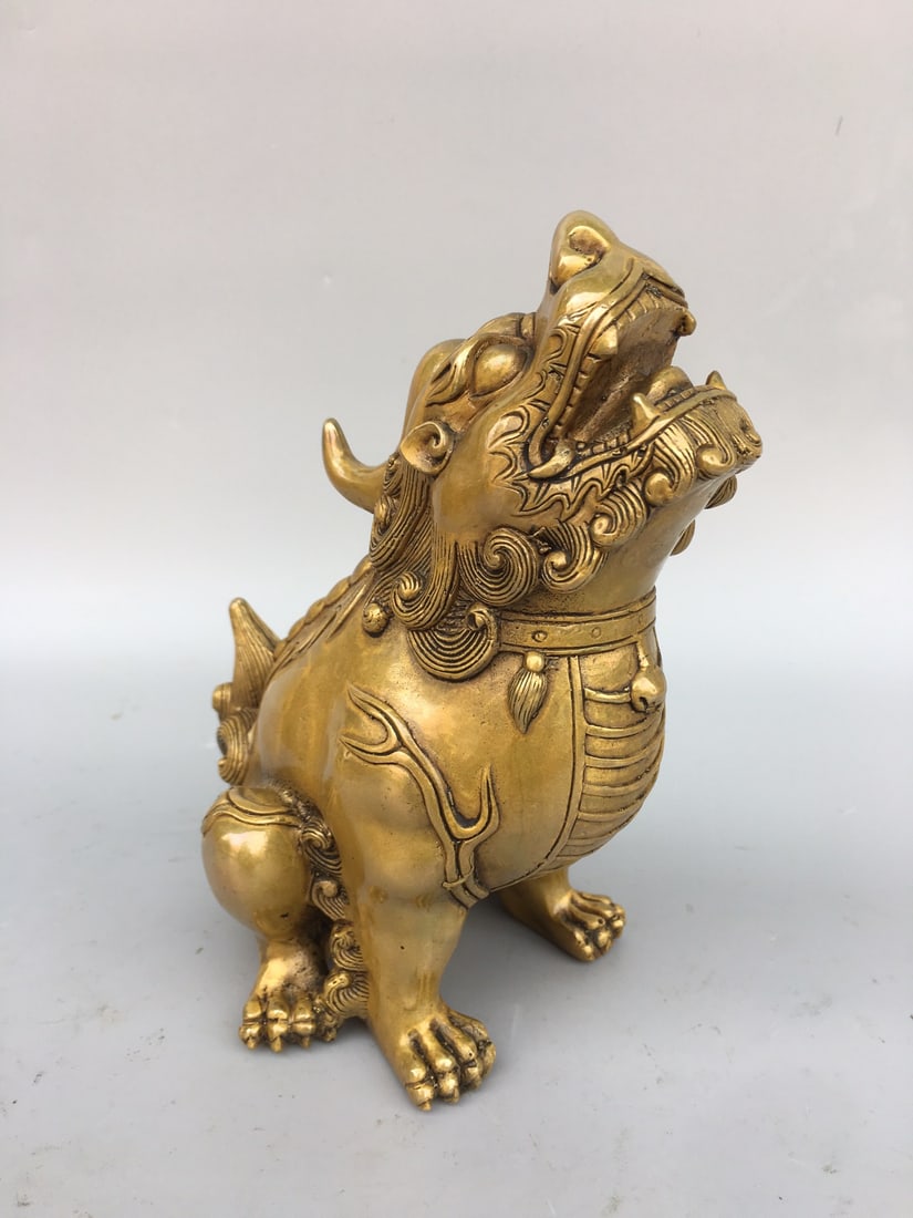 Spotted Copper Precision Looking at the Sky Roar (1 of 9)