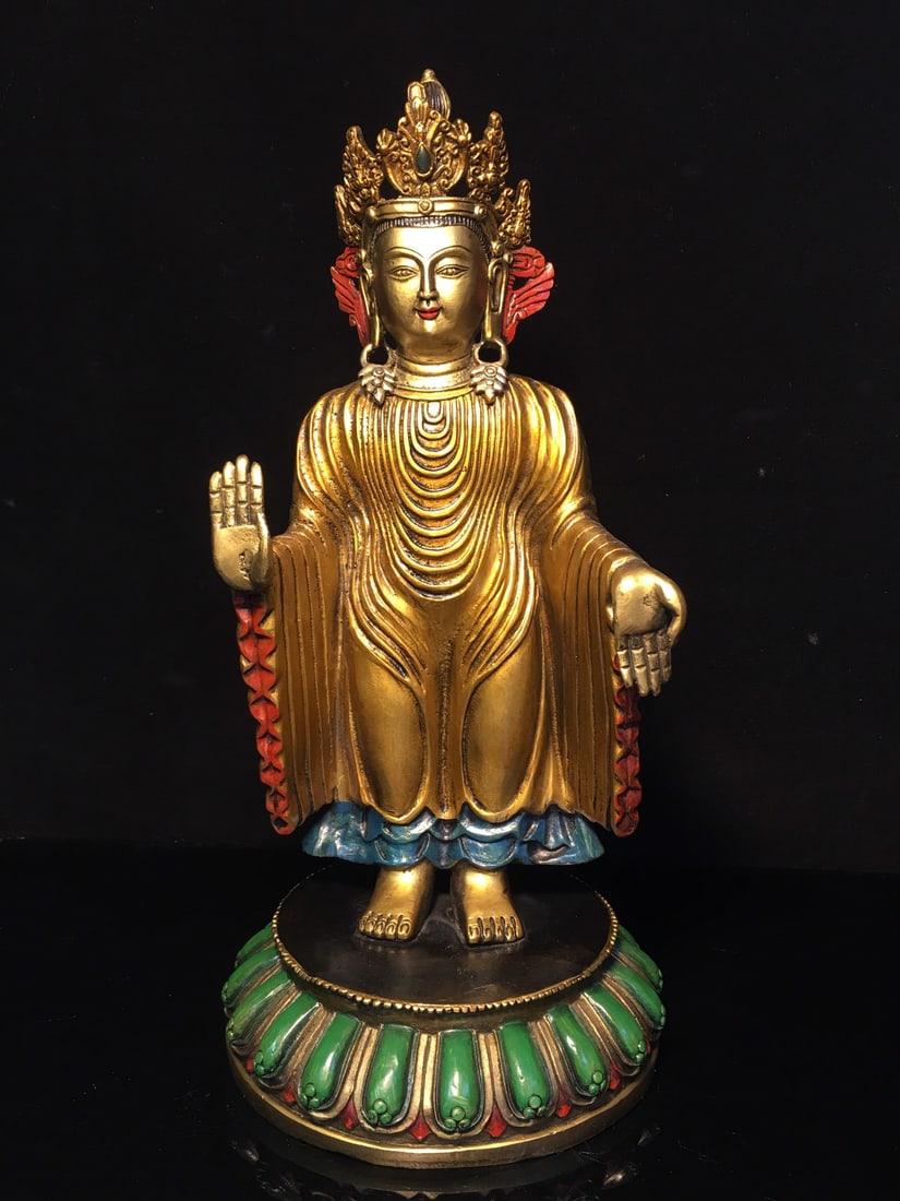 Exquisitely crafted pure copper painted Northern Wei Buddhist statue: This is a finely crafted pure copper painted Buddhist statue from the Northern Wei Dynasty. The craftsmanship is exquisite, and the patina is thick. The dimensions are shown in the picture. It weighs