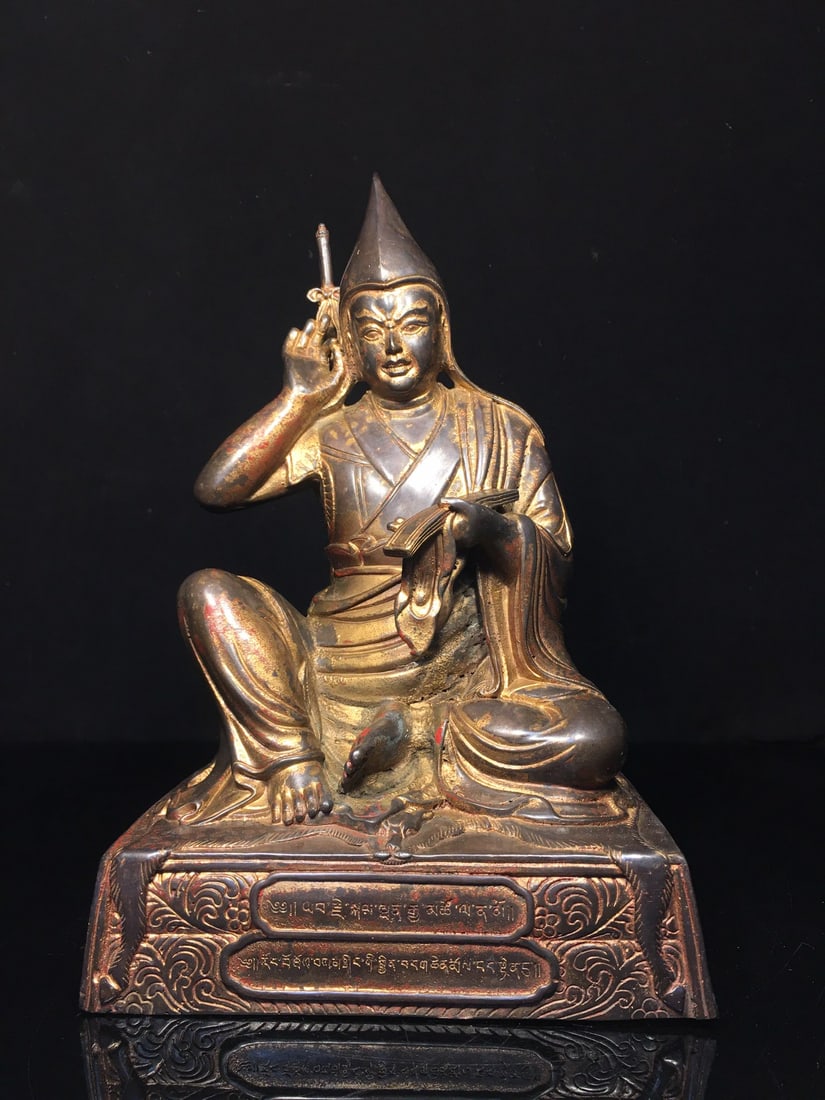 Exquisite pure copper Tsongkhapa Buddha statue (1 of 9)