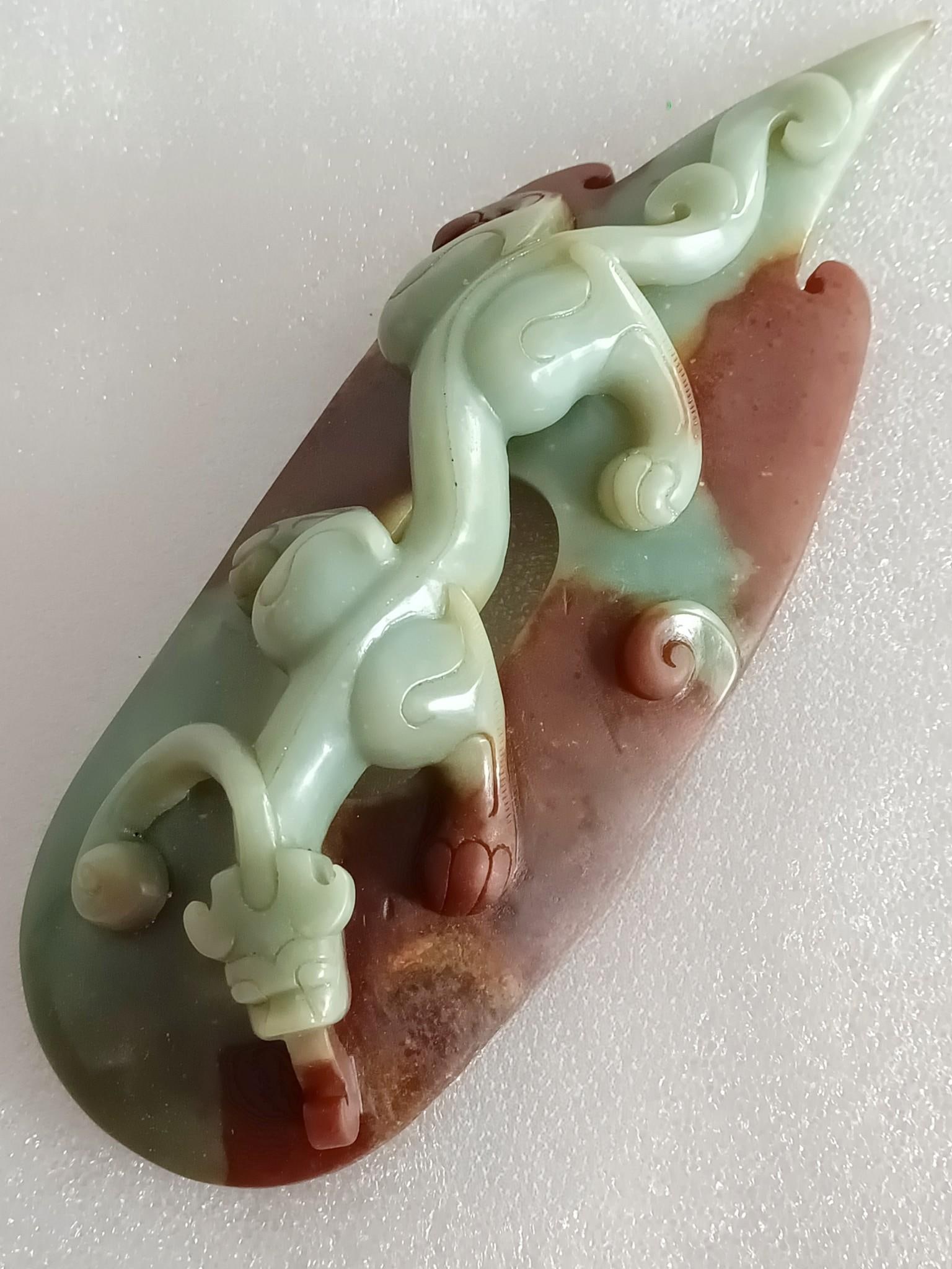 Antique Hetian jade carvings from the old collection (1 of 9)
