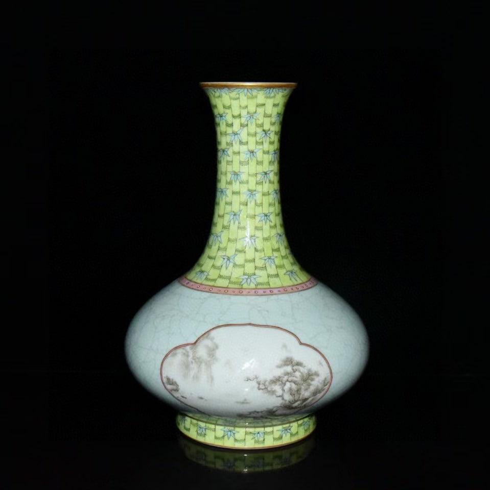 Qing Dynasty Yongzheng Period Celadon Glazed Crackled Window Painted Landscape Vase (1 of 9)