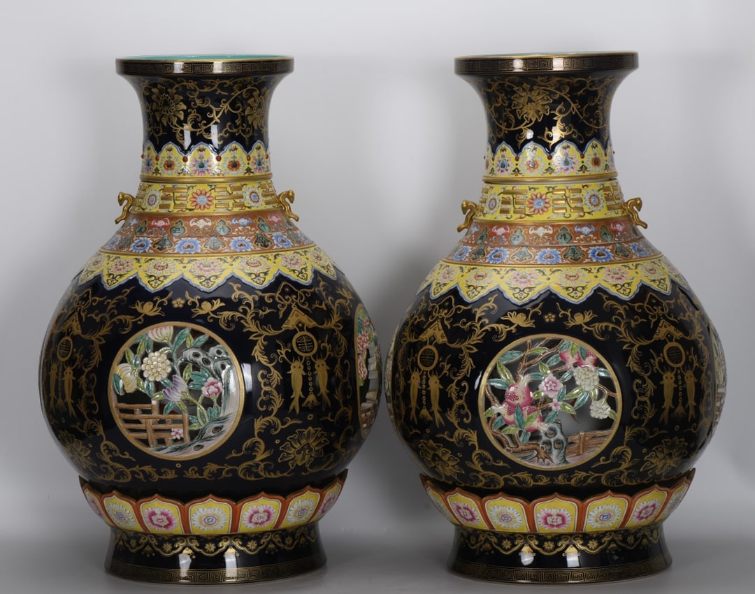 A Qing Dynasty Qianlong period famille rose enamel vase with openwork revolving neck and sacrificial (1 of 9)