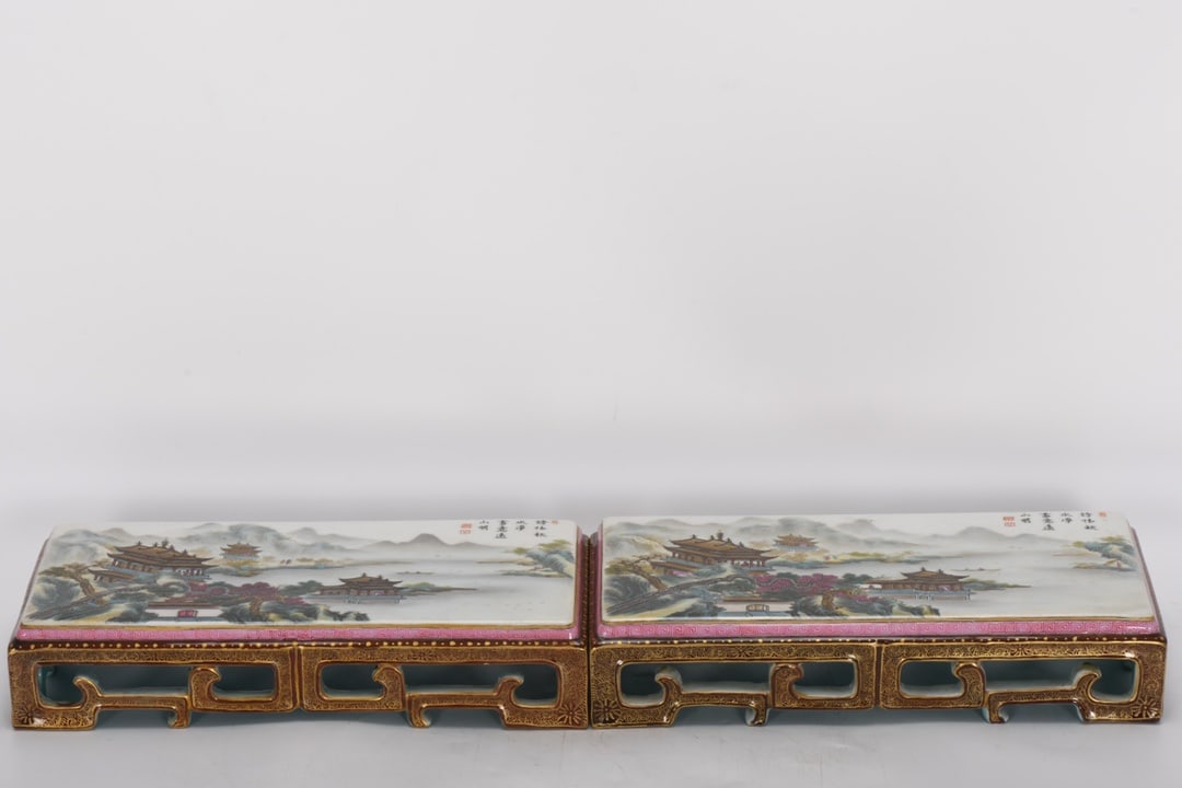 A long table with enamel and gold-painted landscape design from the Qianlong period of the Qing (1 of 9)