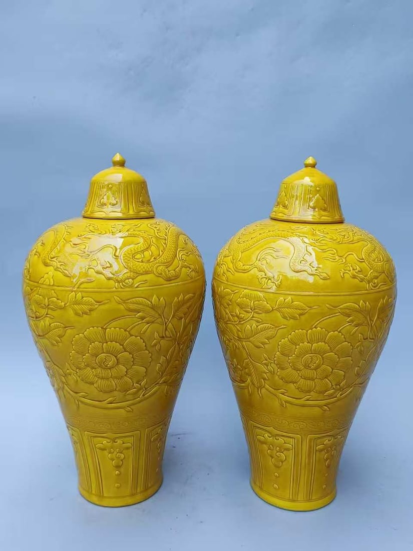 Antique porcelain (1 of 8)