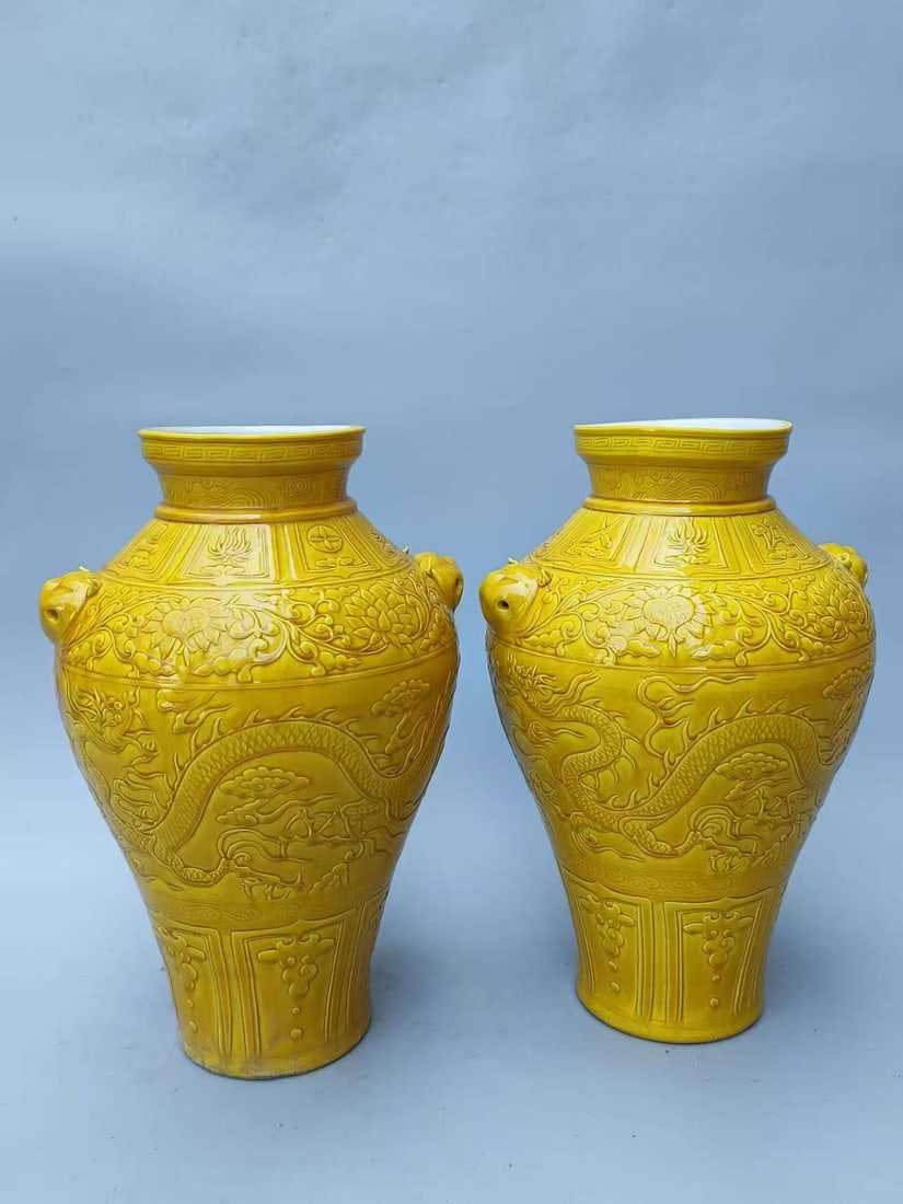 Antique porcelain: Provenance:From an old private collection in Cotswold, United Kingdom.? Our cooperative logistics services provider expertly handles both domestic and global shipping arrangements.We accept wire trans