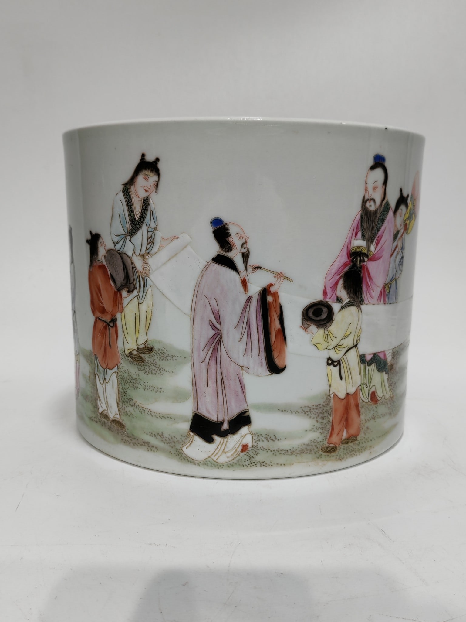 Antique porcelain: Provenance:from the collection of George Stopher, Kent, purchased from P&M Waldo Antiques, London. Our cooperative logistics services provider expertly handles both domestic and global shipping arrang