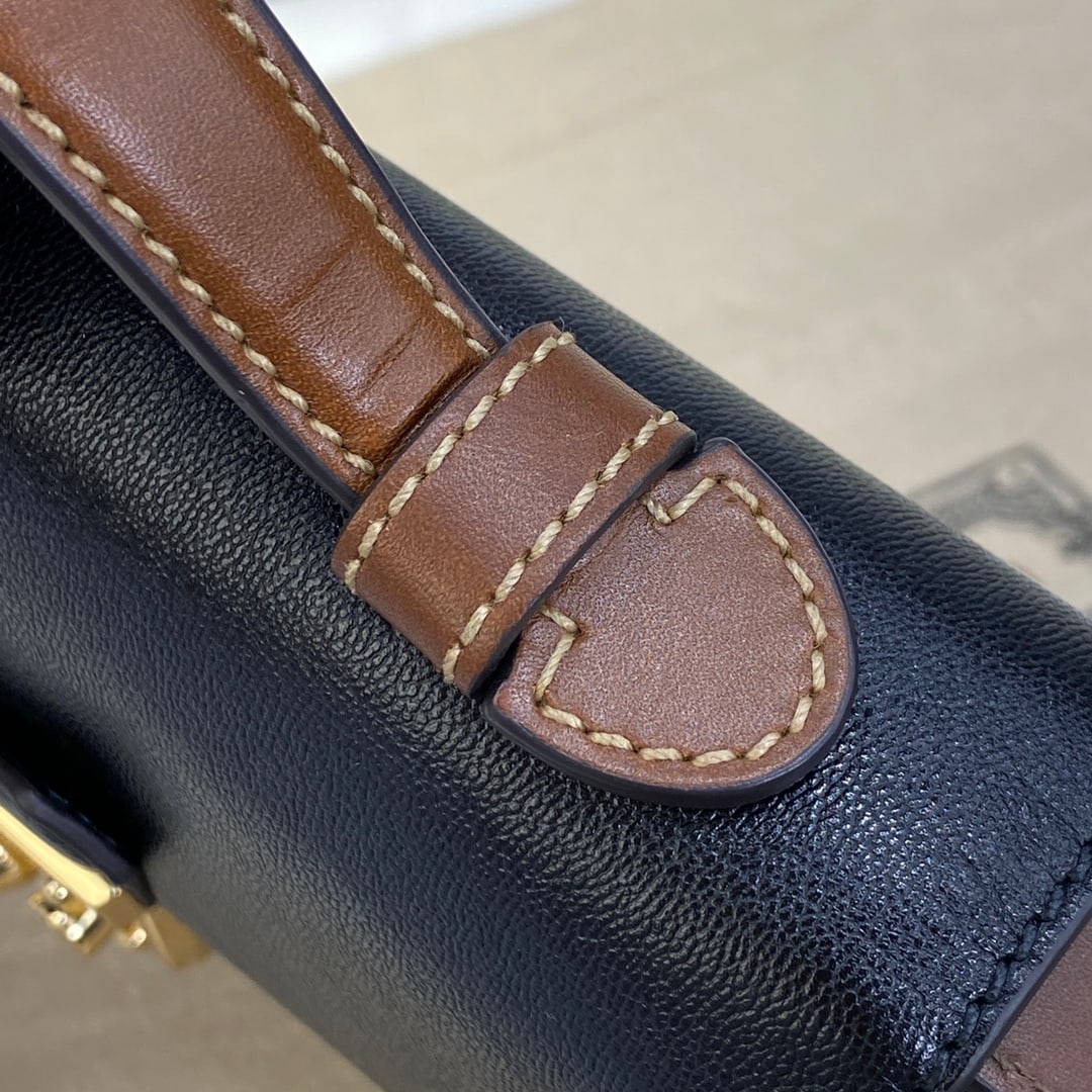 GUCCI Padlock - 4