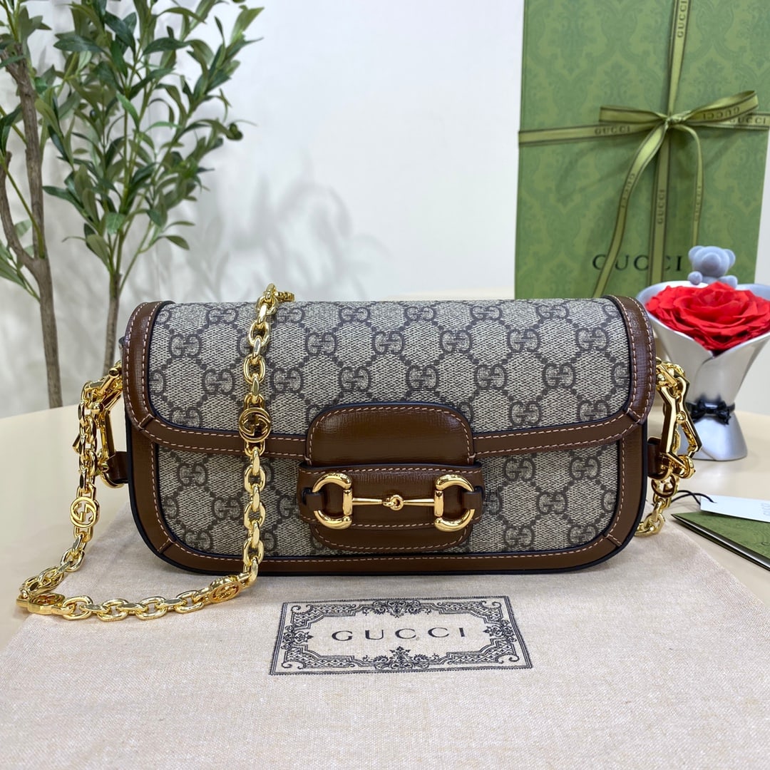 GUCCI Horsebit 1955: GUCCI Horsebit 19x13x5cm Thank you for viewing our auction and we look forward to serving you as a valued Gold Standard Auctions customer! Each item has been carefully selected to bring quality, chara