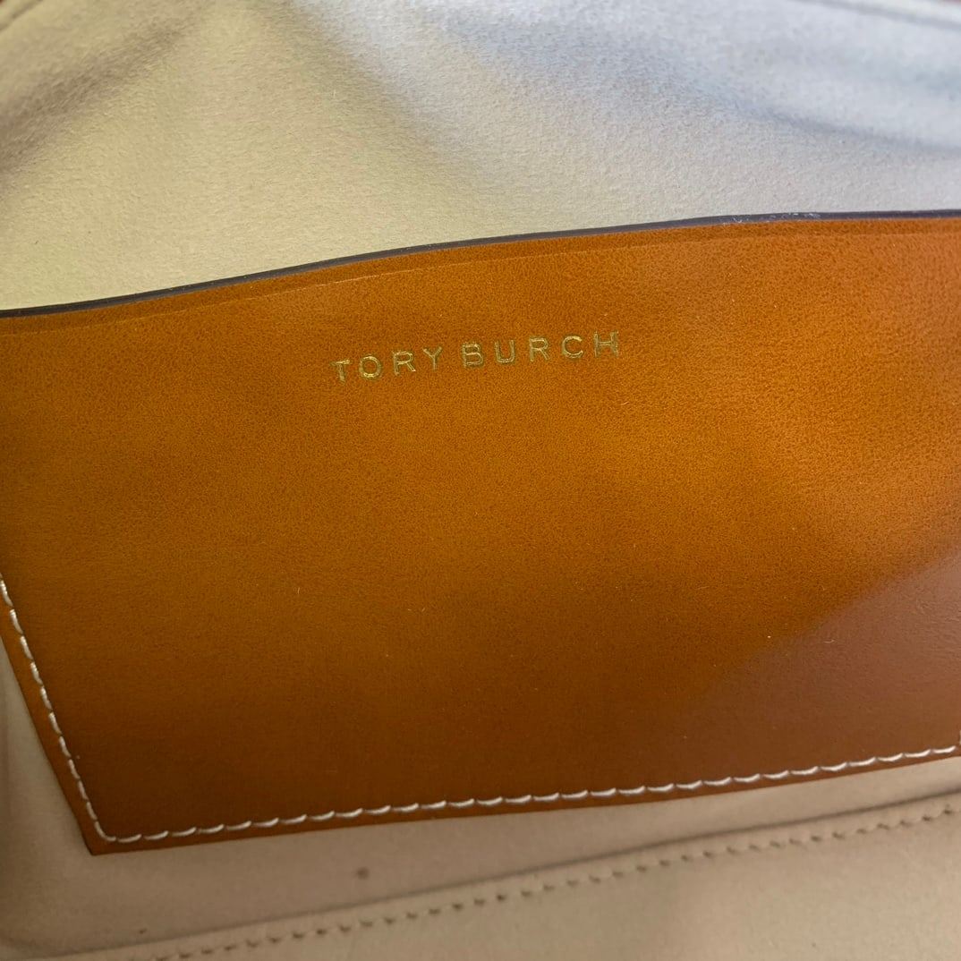 Tory Burch - 7