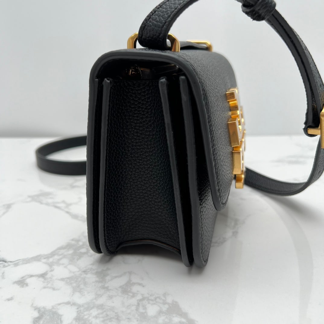Tory Burch - 4