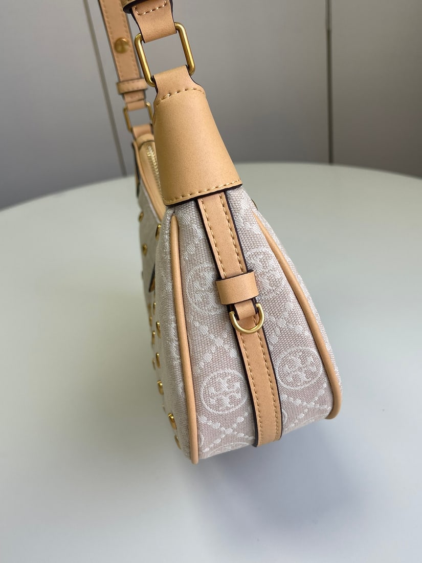 Tory Burch - 4