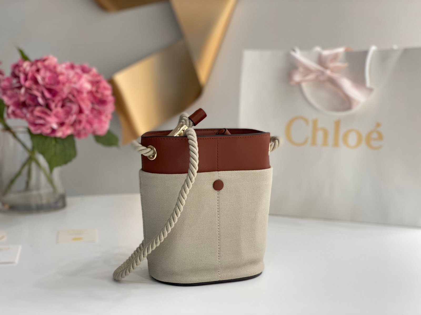 Chloe - 8