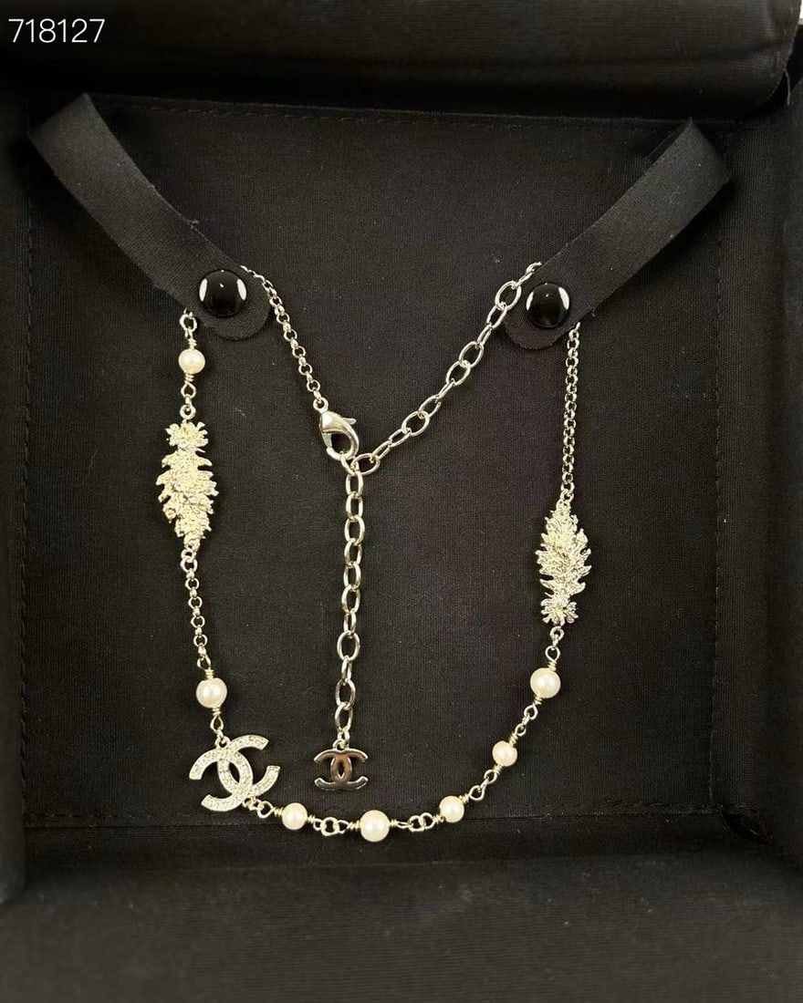 Chanel gold double C pearl feather wheat ear (1 of 6)