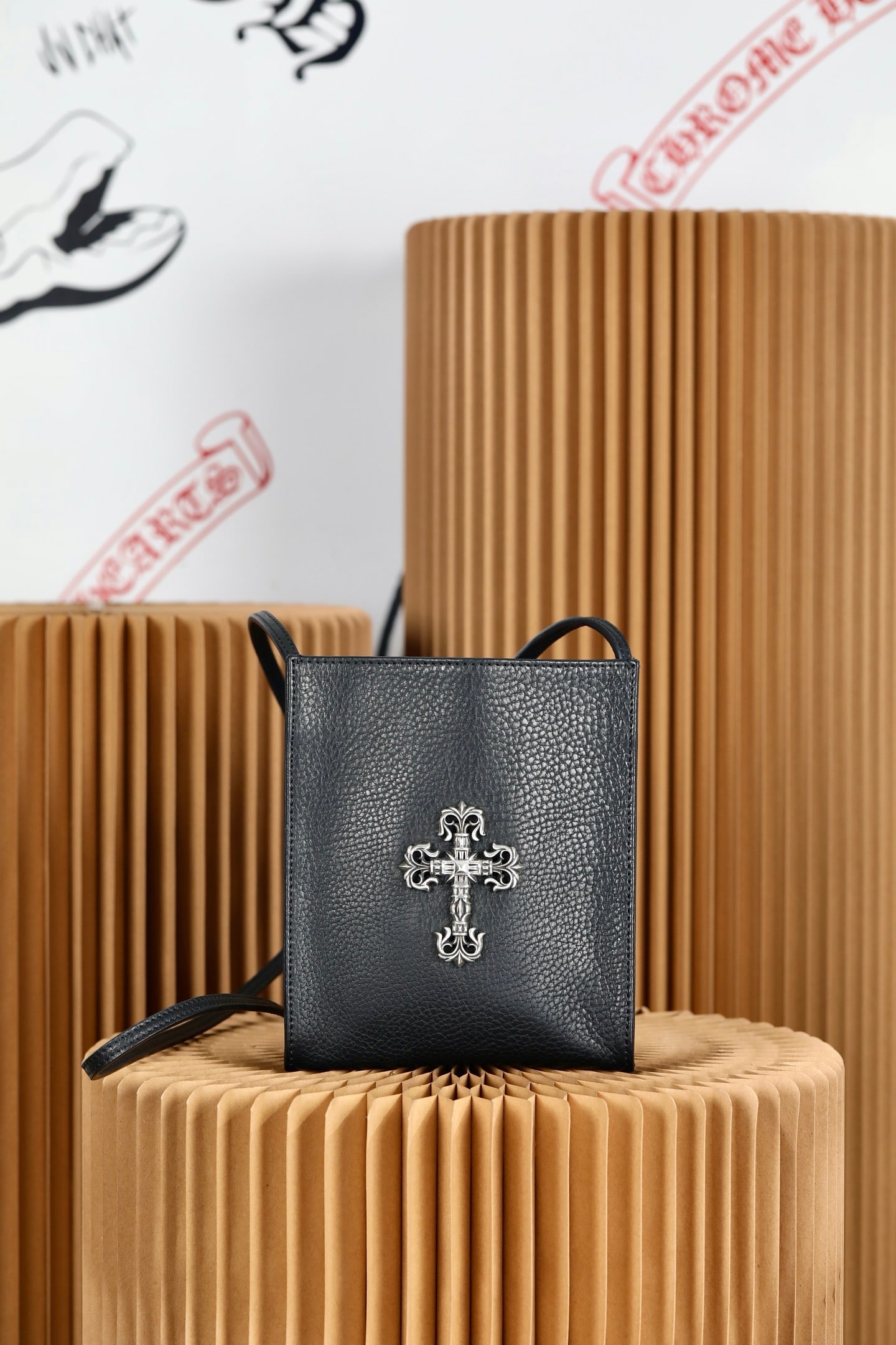 Chrome Hearts: Chrome Hearts Cross-Patterned Small Square Crossbody Bag, made of cowhide hard leather with a sword-patterned jacquard lining. Approximately 73g of silver used throughout. Dimensions: 19x16x2.5cm Than