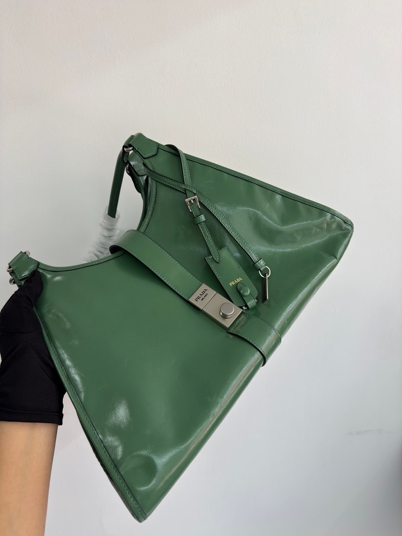 PRADA - 3