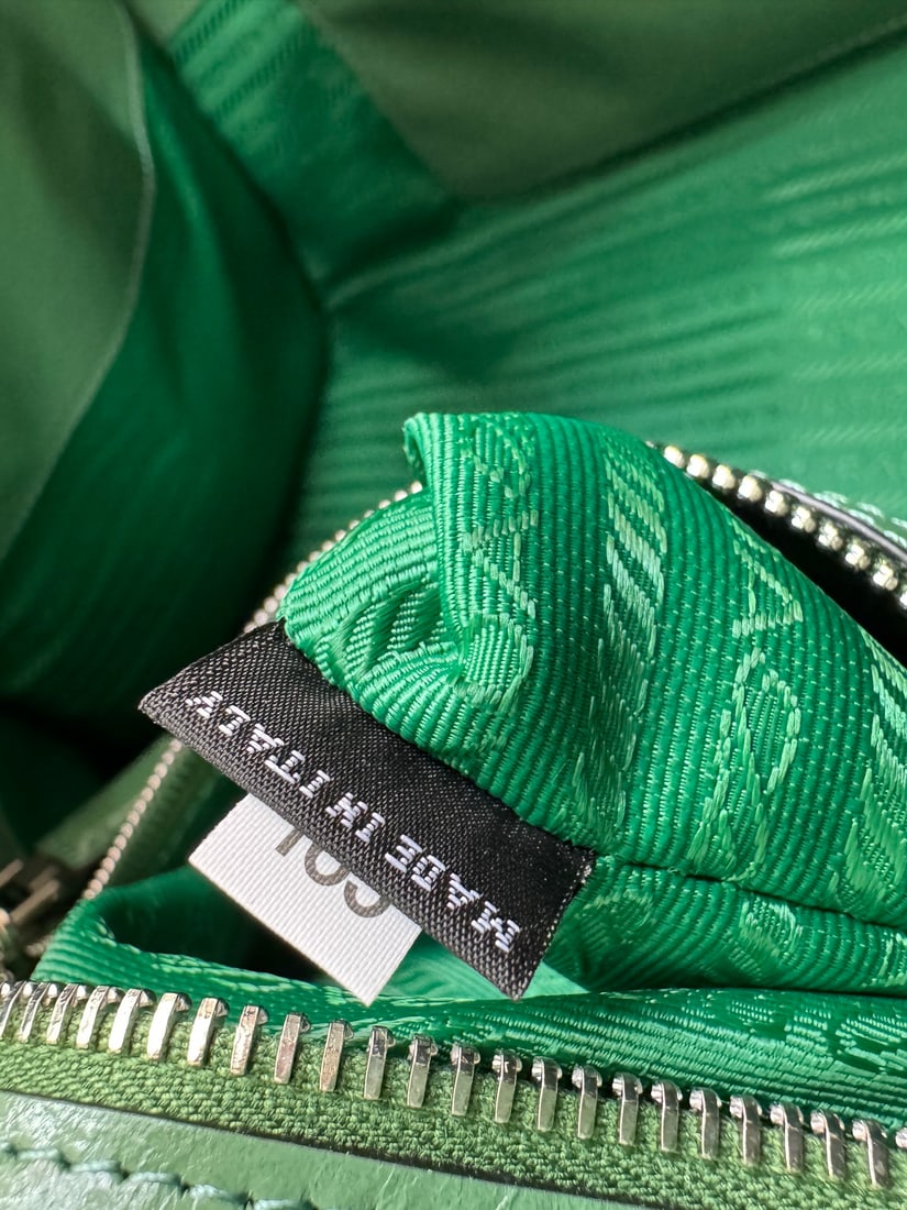 PRADA - 9