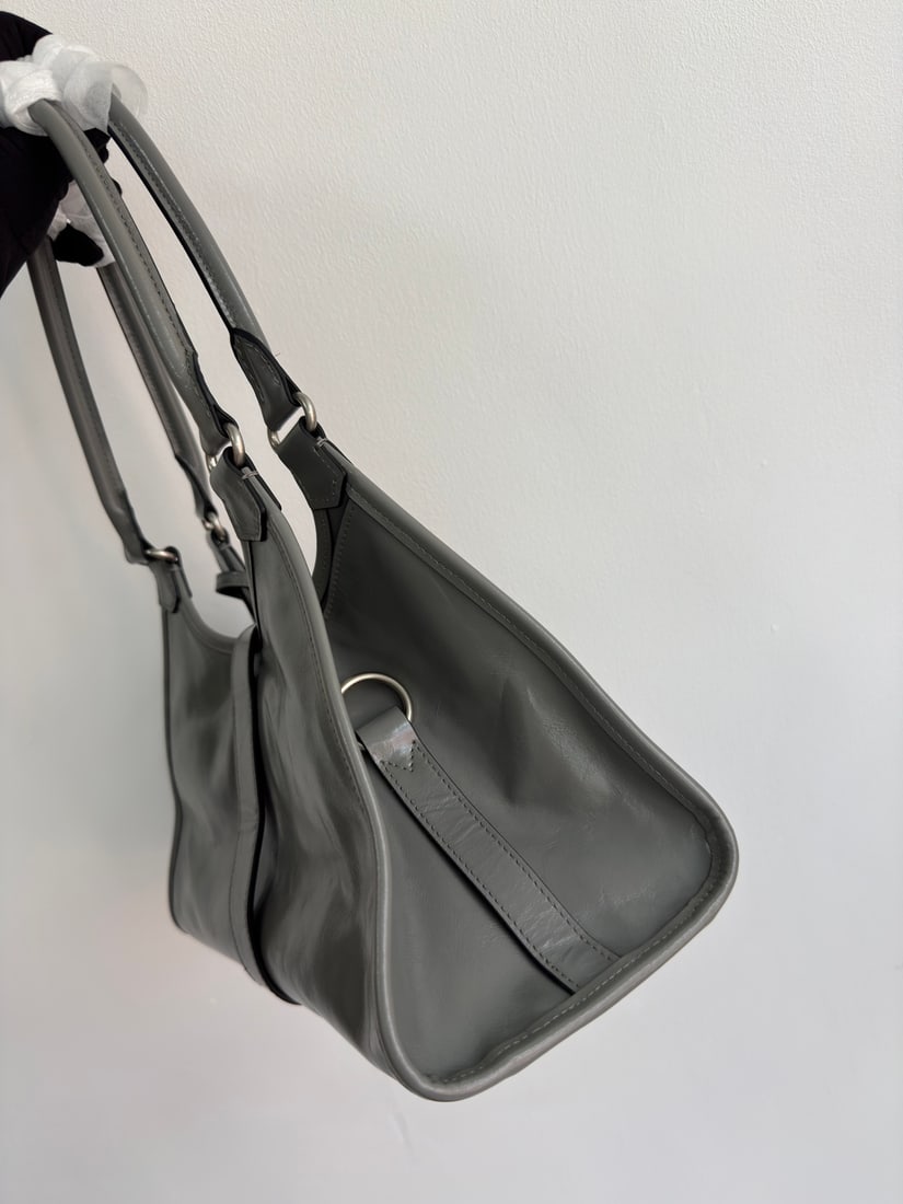 PRADA - 3