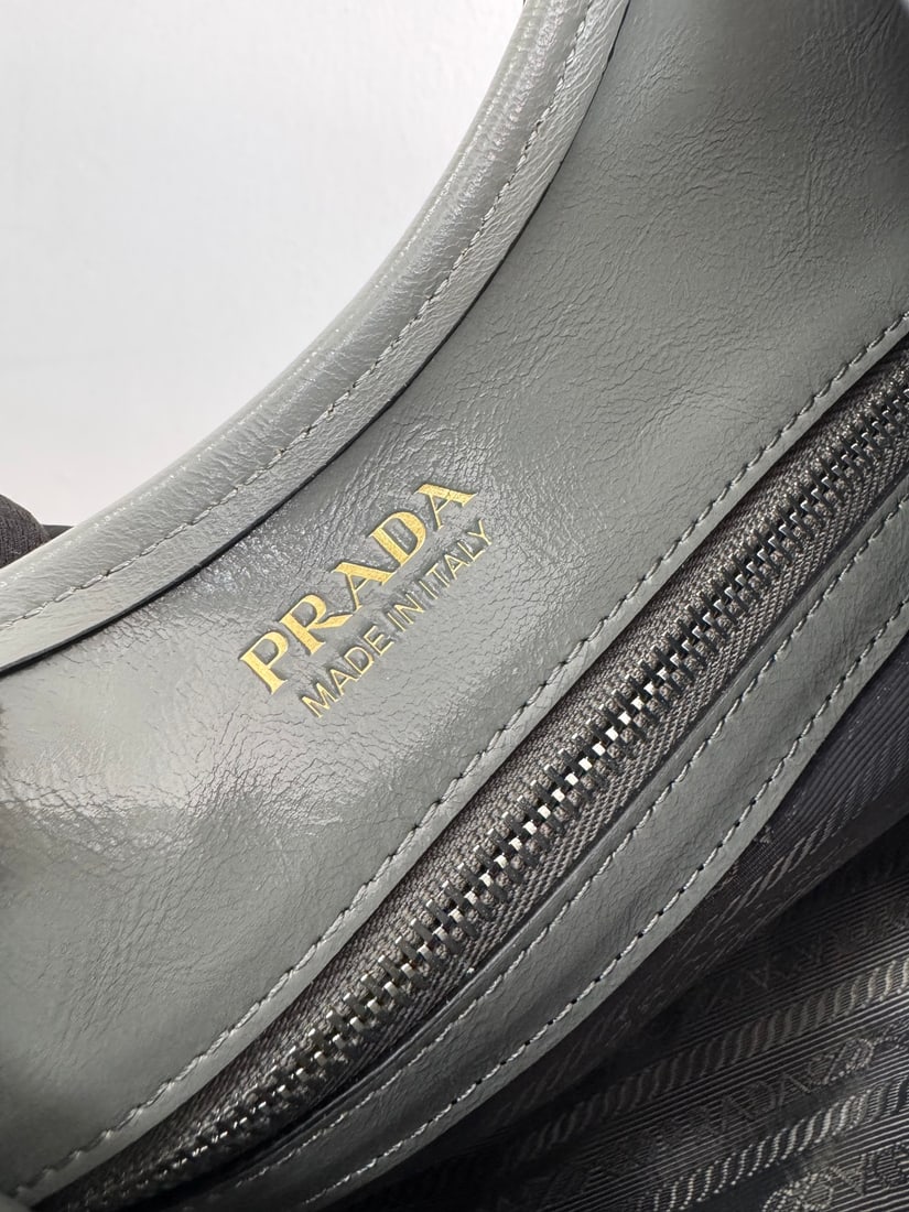 PRADA - 7