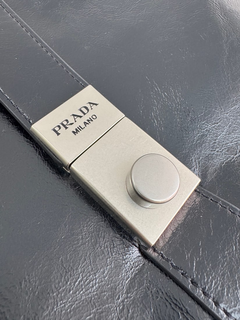 PRADA - 7