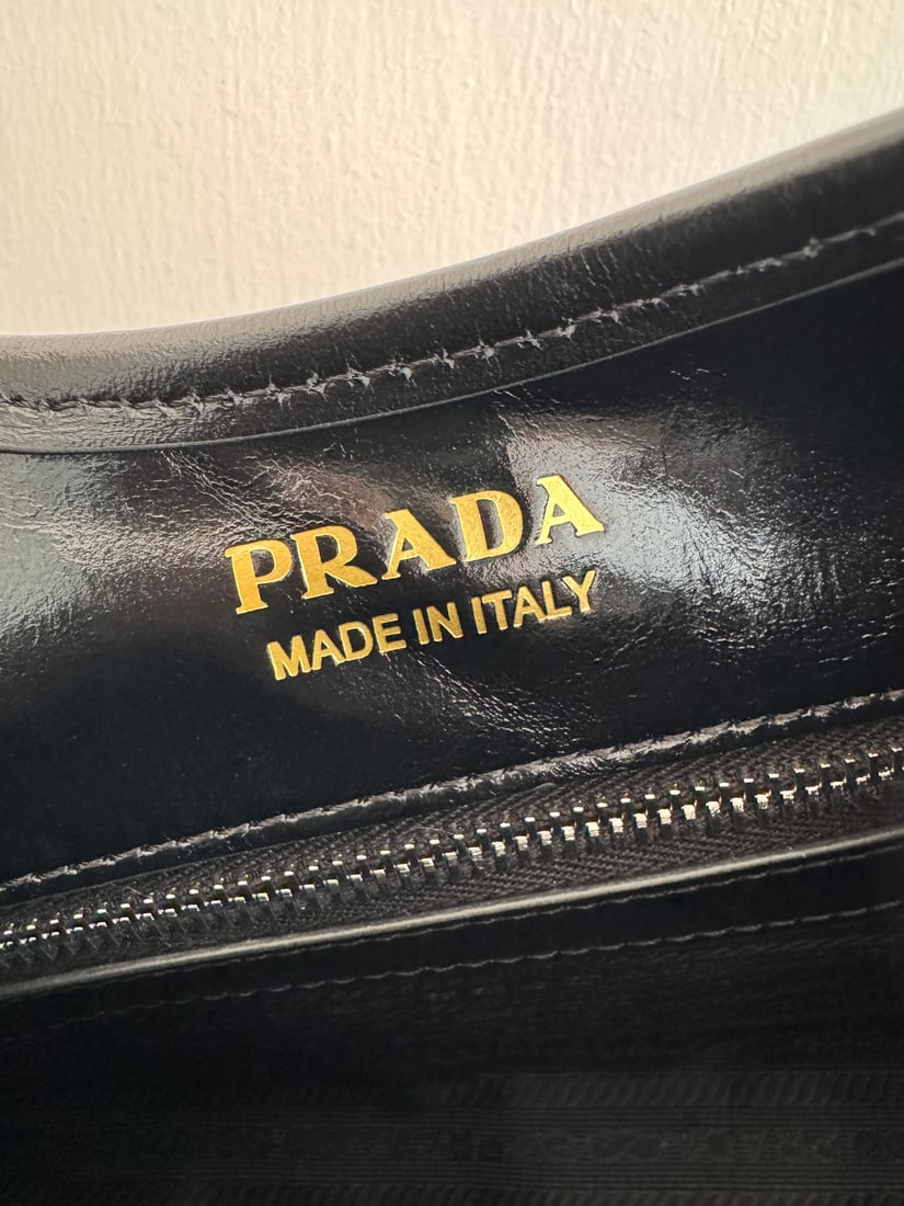 PRADA - 9
