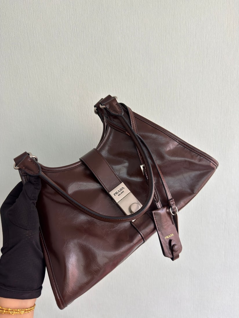 PRADA - 3