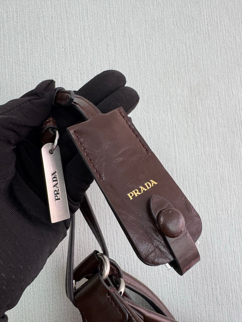 PRADA - 7