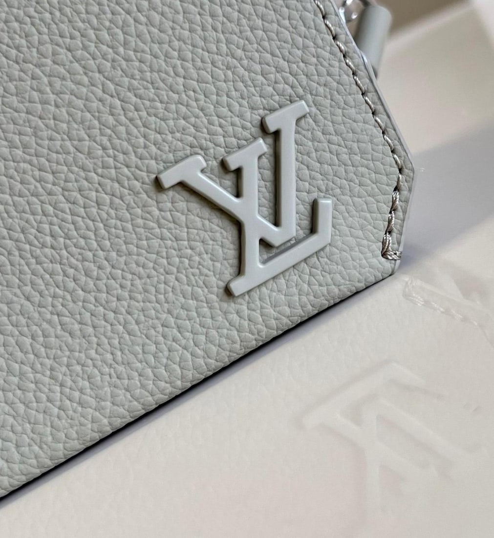 LV Fastline - 5