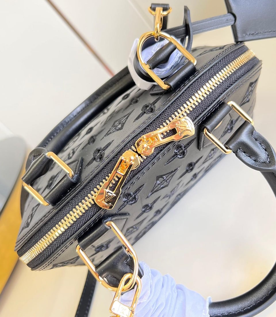 LV Alma BB - 7