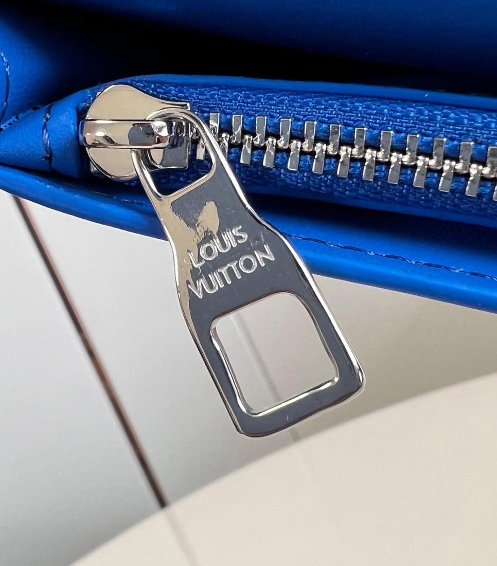 LV Aerogram Brazza - 5
