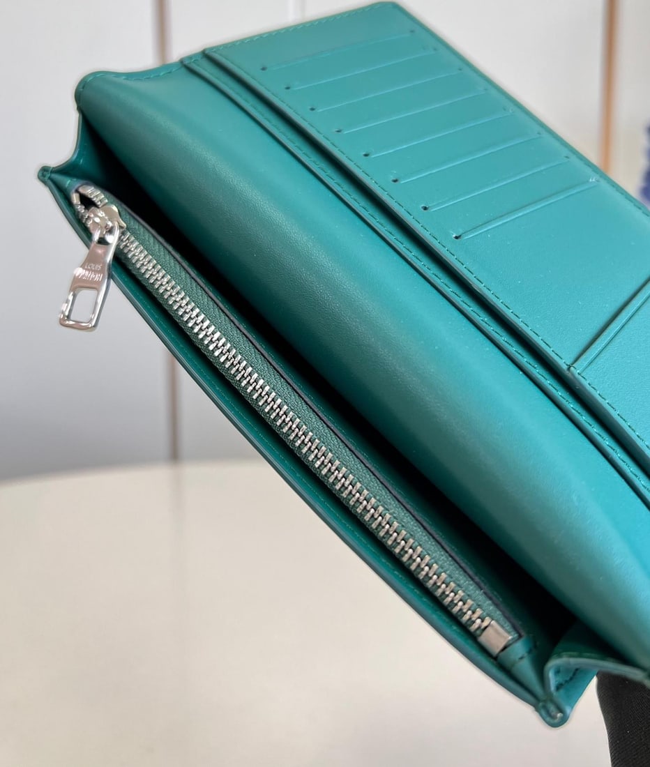 LV Aerogram Brazza - 6