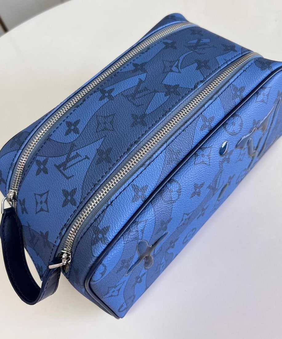 LV Dopp Kit - 8
