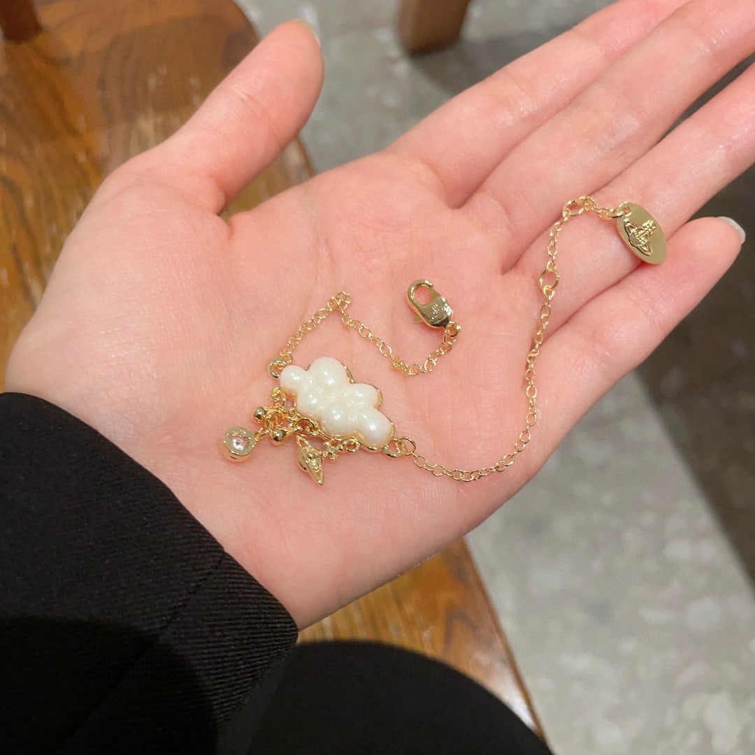 Vivienne Westwood Cloud Bracelet (1 of 6)