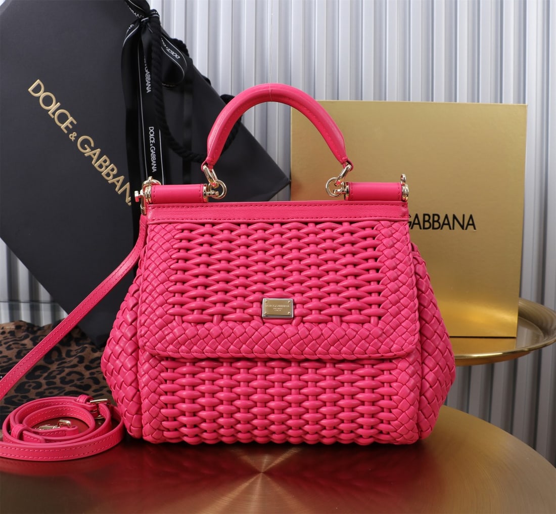 Dolce & Gabbana: Woven Size: 20x16x8cm. A signature hand-woven design from Dolce & Gabbana's Sicily brand, now presented in a compact version. Easily organizes frequently used items with a unique design. The front