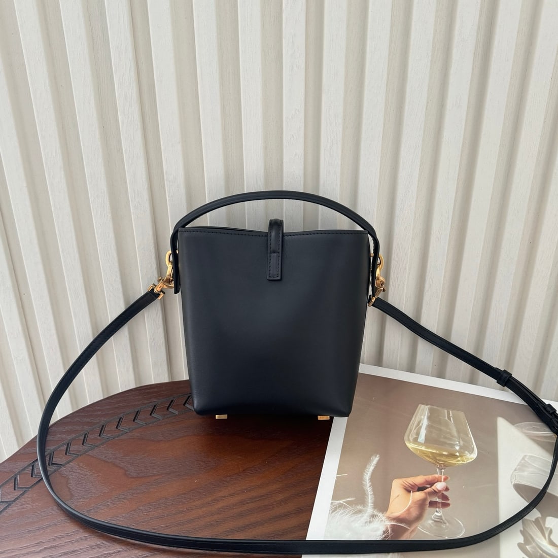 Yves Saint Laurent LE - 2