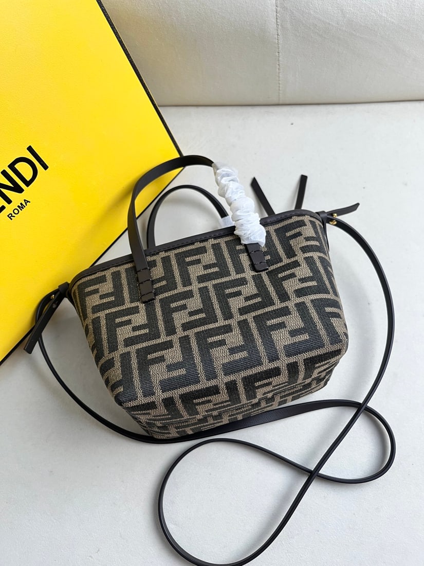 Fendi Roll - 3