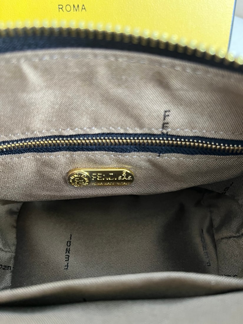 Fendi - 8