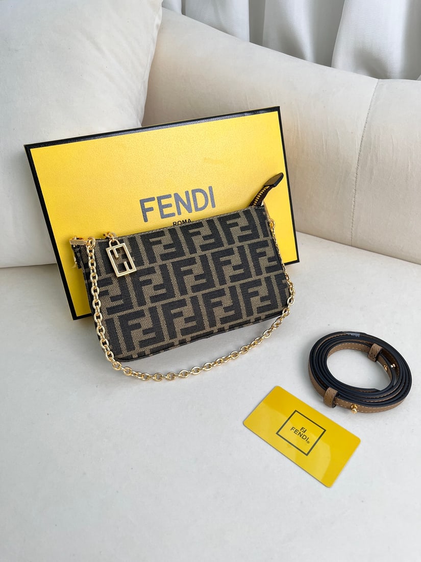 Fendi - 5