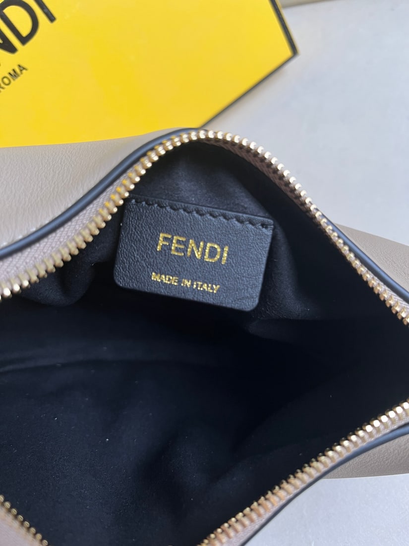 Fendi Praphy - 8