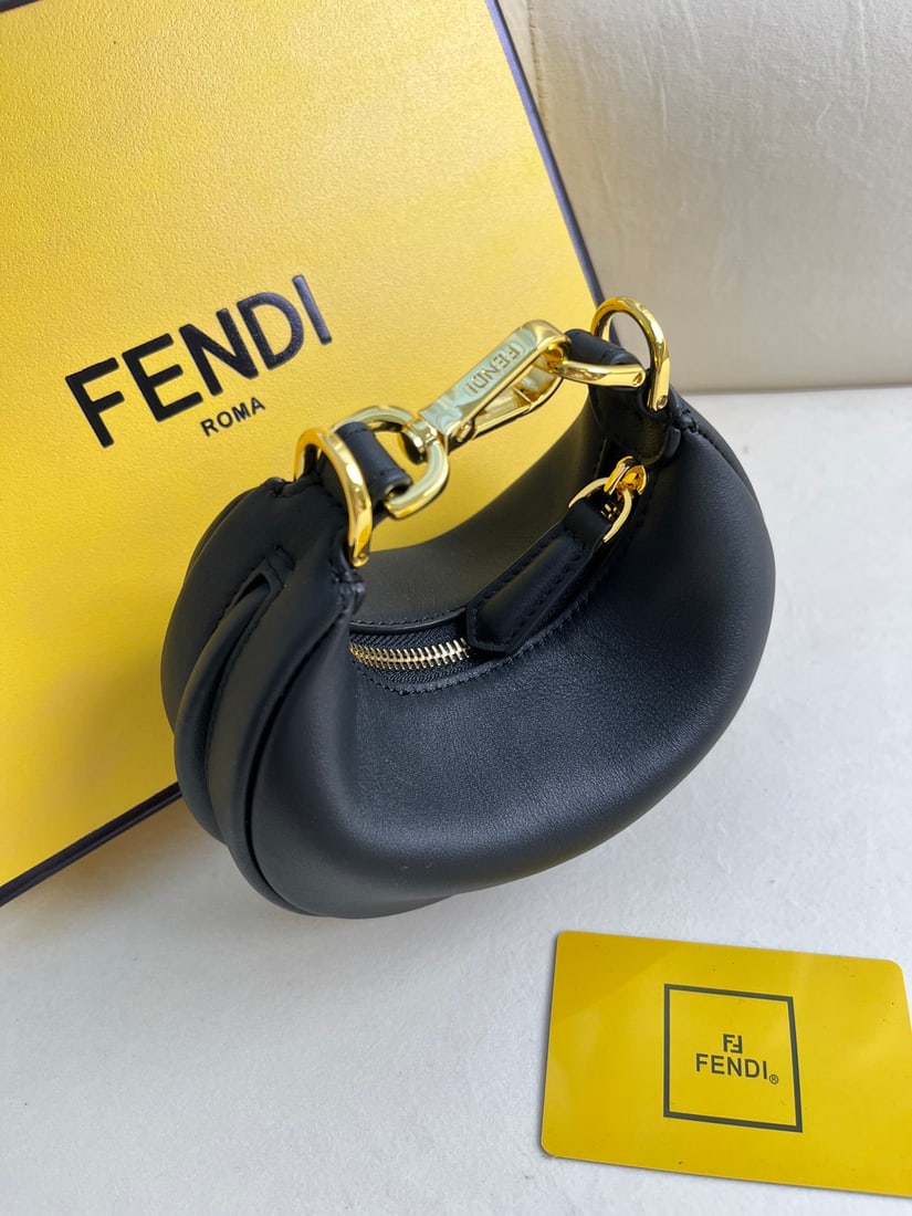FENDI Praphy - 3